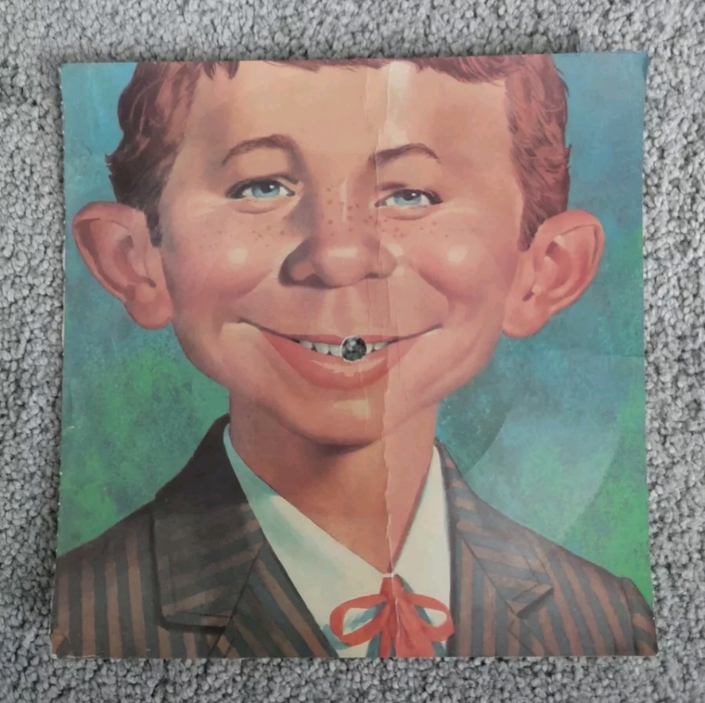 Vintage A Mad Look At Graduation Day 33 1/3 Record Mad Comics Great Graphic!